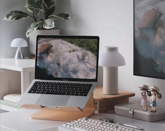 Laptop-Ständer aus Holz, schicker MacBook-Ständer, ergonomisches Schreibtischzubehör, stilvolles Heimbürodekor, perfektes Geschenk für sie