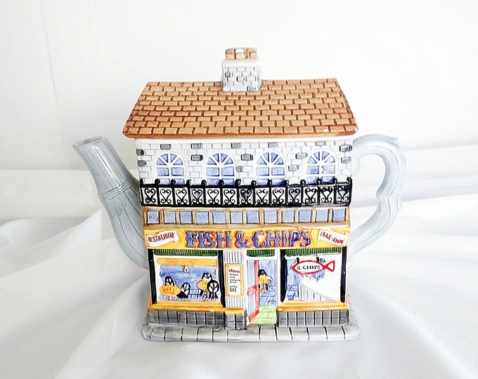 Cottage Teapot, English Teapot, New England Decor, Cute Ceramic Teapot