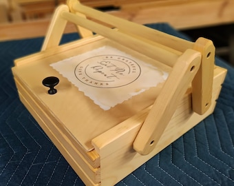 Handcrafted Wooden Pie Box – Rustic Farmhouse Charm