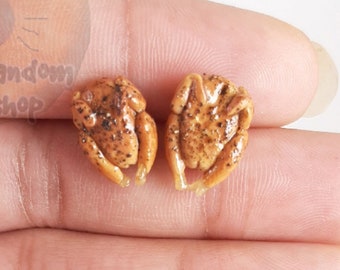 Tiny Turkey Stud Earrings, Roasted Turkey Earrings, Thanksgiving Earrings, Christmas Earrings, Polymer Clay Turkey Earrings, Holiday Clip On