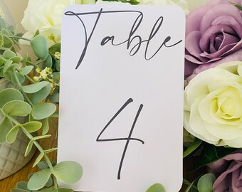 Modern Wedding Table Numbers: Simple Stylish Card (6x4)