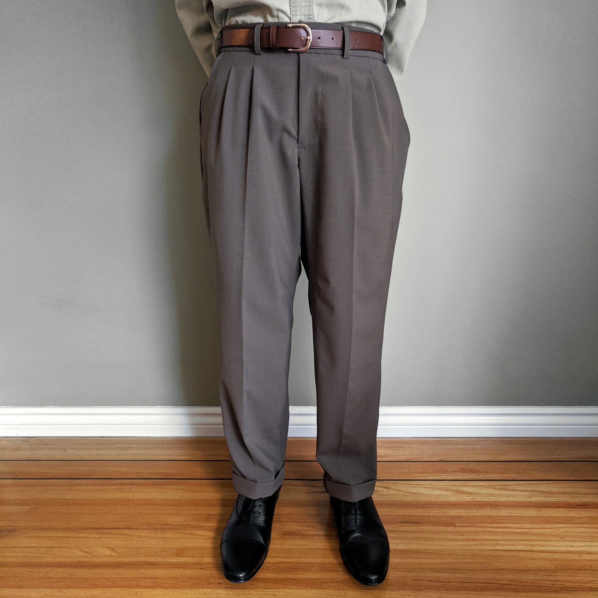 Multicolor Office Wear Mens Pleated Plain Trouser