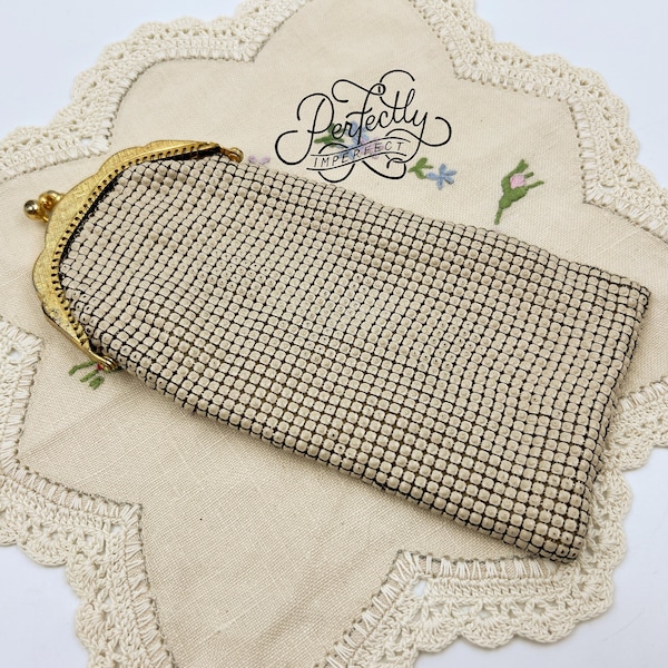 Vintage Glomesh Spectacle Glasses Case Bubble Mesh With Kiss Clasp Pale Latte & Gold Coloured Australian Made *Perfectly Imperfect*