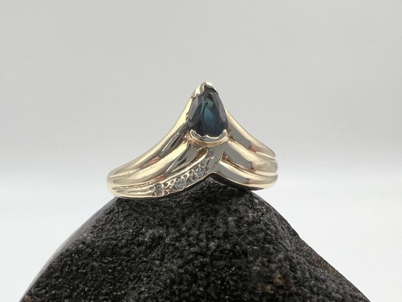 Vintage 9ct Natural Blue Sapphire & Diamond Chevr… - image 6