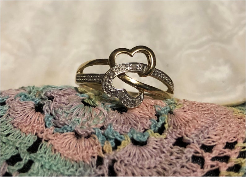 9ct Gold Double Heart Vintage Ring With 6 Diamonds Sz K 14 U.S. Sz 5 38