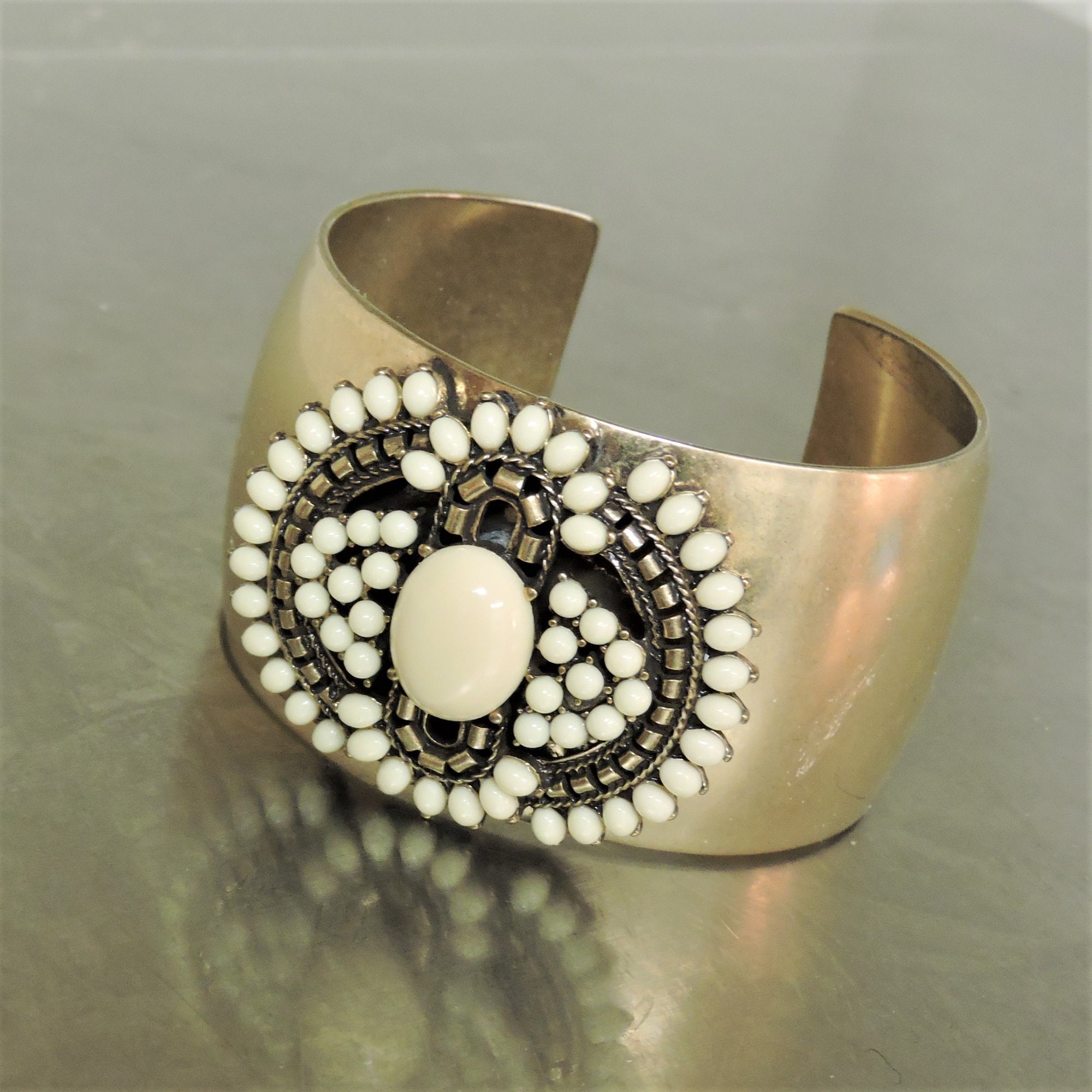Sieraden Armdecoraties Bangles Stella & Dot Bangle goud casual uitstraling Sieraden Armdecoraties Bangles Stella & Dot Bangle goud casual uitstraling