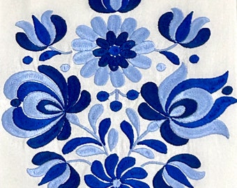 Authentic Hungarian Embroidery - Beautiful Hungarian blue embroidery design