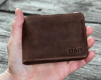 Personalized leather wallet - Mens Minimalist wallet - Fathers day Gift - Custom wallet with Initials or Logo.