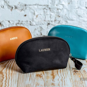 Personalized Makeup Bag, Leather Make Up Bag, Leather Zipper Pouch, Monogrammed Cosmetic Bag, Small Makeup Bag, Bridesmaids Gift.