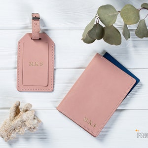 Personalized Passport Cover, Leather Passport Holder and Luggage tag set, Passport Wallet, Custom Gift for Men and Women.