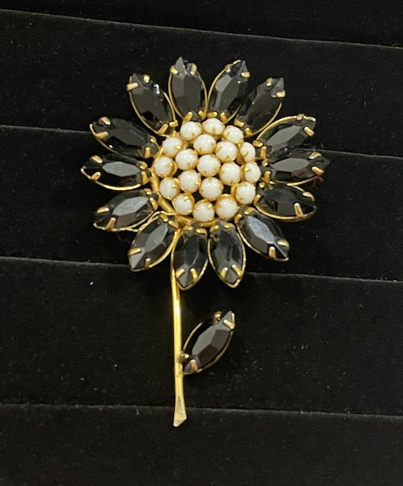 Kramer of New York Dark Gold twisted Leaf Brooch Pin white Rhinestone Dome  2.5