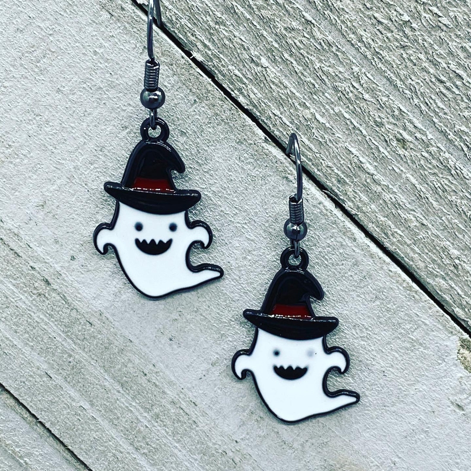 Halloween Inspired Ghost Charm Earrings with Hats White | Etsy