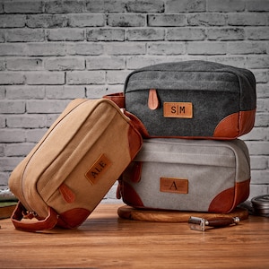 Trousse de toilette personnalisée Dopp suspendue personnalisée pour homme Toile résistante à l'eau Dopp Kit Cadeau garçon d'honneur pour lui Cadeau pour papa