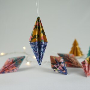 Paper Christmas baubles, colourful origami baubles, eco friendly tree ornaments, sustainable christmas gift, paper christmas decorations image 3