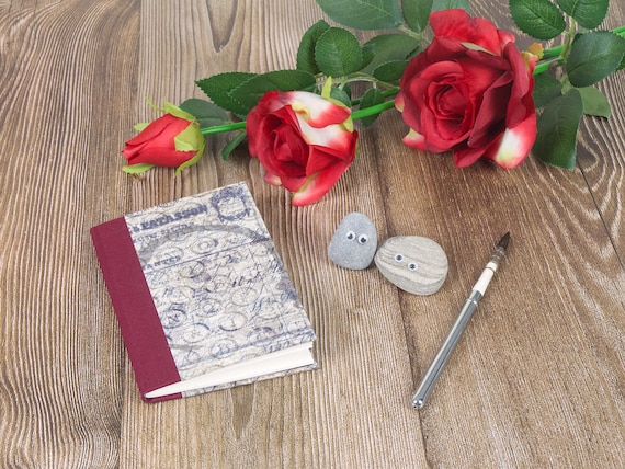 A6 Watercolour Sketchbook: Vintage-Style Hard Cover, 300gsm Paper