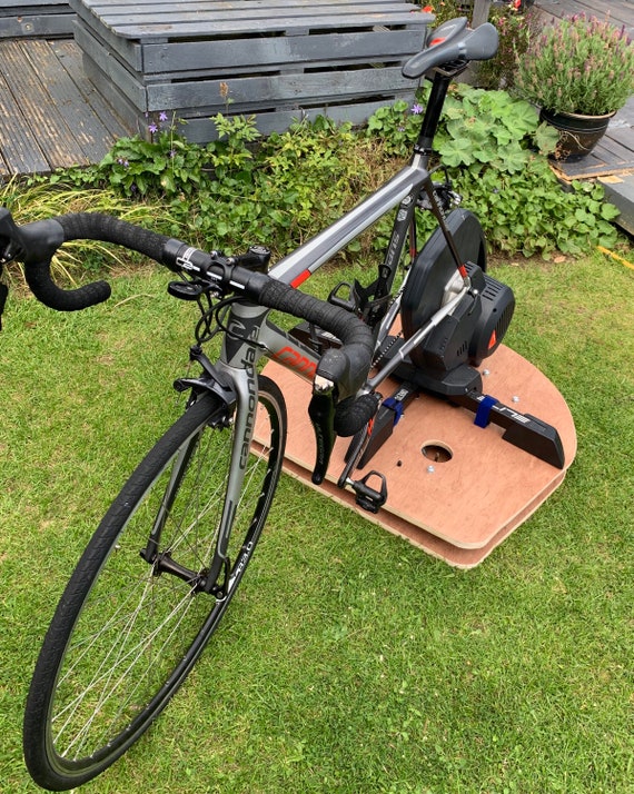 tacx core