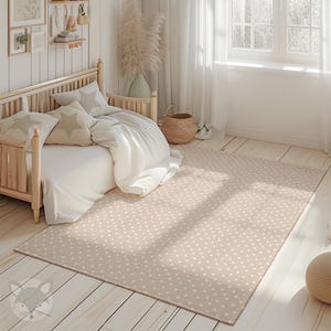 Beige gepunkteter Kinderzimmerteppich, neutrale Babyzimmerdekoration, rechteckiger Kinderteppich – weiche Spielzimmermatte – gemütlicher Kleinkindteppich für das Kinderzimmer, RUGREC009