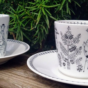 Arabia Finland famous Emilia  coffee cup  and  saucer decoration Raija Uosikkinen Arabia Finland desing of cup Kaj Franck