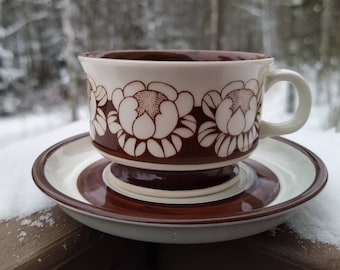 Arabia Katrilli coffee cup Esteri Tomula Arabia Finland