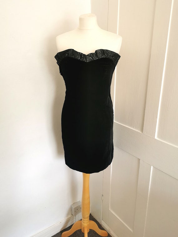 80s/90s Laura Ashley Black Velvet Strapless Dress… - image 2