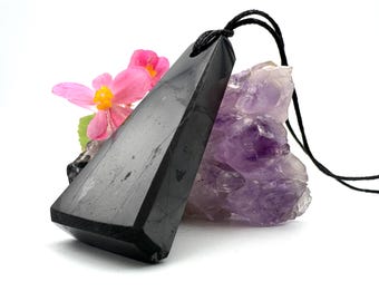 Trapezium Shungite Pendant – Empath Protection Necklace, EMF Blocking Jewelry, Grounding Healing Crystal, Spiritual Gift