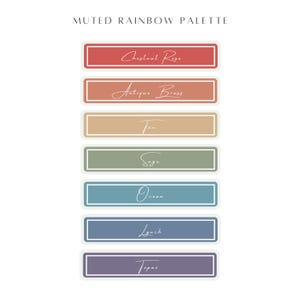 Könnte beinhalten: Gedämpfte Regenbogen-Farbpalette mit Namen für jede Farbe: Kastanienrose, Antikmessing, Braun, Salbei, Ozean, Lynch, Topas.