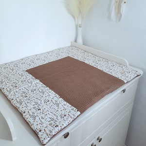 Wickelunterlage Braun / Wickelauflage Beige / Babyausstattung / Waffelpique / Wiesenblumen / Wickelauflage Trockenblumen