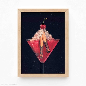 Cherry Cowgirl Margarita (Cowgirl-Stiefel, Barwagen-Wandkunst, Cocktail-Druck, Barwagen-Dekor, Martini, surreal, Vintage, Trink-Druck, Prost)