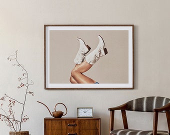 Deze laarzen - neutraal landschap (Art Print, Cowgirl Boots, White Boots, Vintage, Beige, Howdy, Yeehaw, Texas Art, Wall Decor, Poster)