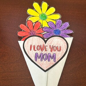 Alles Gute zum Geburtstag Mama Glücklicher Muttertag Ich liebe Dich Mama in 10 Sprachen Blumenstrauß Ausschnitt Färbung Handwerk Tagalog Englisch Spanisch Jüdisch Französisch