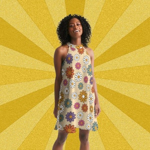 70s Dress, 70s Clothing, Flower Power, Large 70s Halter Dress, Sleeveless Dress, Retro Clothing Women, Festival Clothing, Cool Hippie Dress