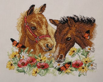 Finished Completed Cross Stitch Picture by Dimensions Embroidery - Ready to Frame- « Horse Friends » point de croix fait main, décor de la maison murale