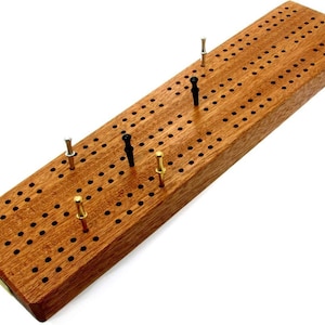 Tablero de cribbage británico de madera dura de 3 pistas Brimtoy - 30 cm (12&quot;)