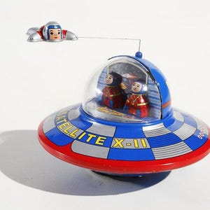 Raumschiff X-II Spielzeug aus Blech