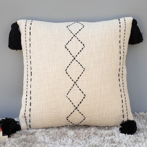 Handmade White Cotton Pillow Cover: Embroidered Kantha Stitch with Tassels