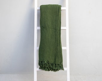 Dark Green Cotton Hand Woven Waffle Throw Blanket - Waffle Picnic Blanket With Fringes - AC Blanket