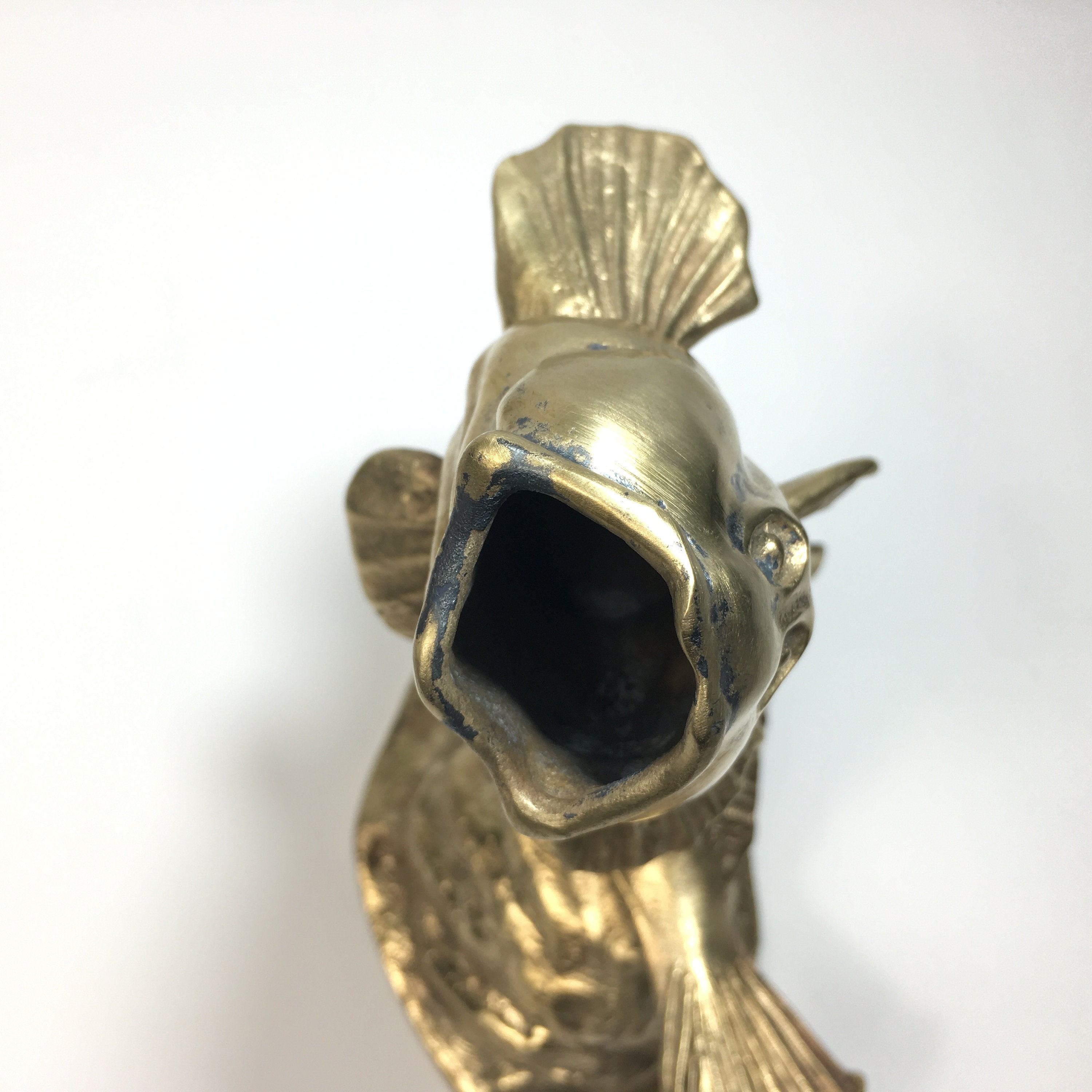 Goldfish Vintage Bronze Statuette estatuilla de bronce con Etsy