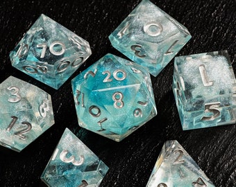 Dice, DND dice, Dungeons and Dragons Dice Set, D&D Dice Set, D20, DND, Dice box, Sharp edge dice, Epoxy Dice