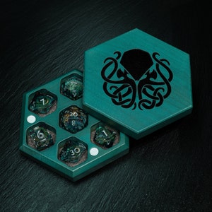 Cthulhu dobbelstenen set, handgemaakt, D&D dobbelstenen set, Kraken, D20, Call Of Cthulhu, scherpe rand dobbelstenen, tentakels, Octopus dobbelstenen DICE SET+DICE BOX