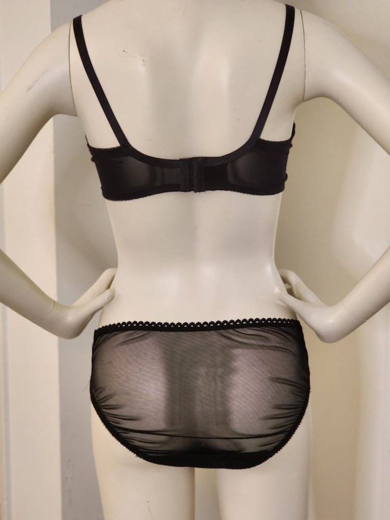 Black Lace Bra, 34 C, non-stretch cups, supportive bra image 4
