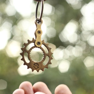 Gear Biker key ring, Oxidized Metal Motorcycle jewelry, Recycle Bike link Chain connect, Men&#39;s Old school jewelry, Unique mechanic fashion