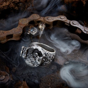 Steampunk Watch Movement Ring - Oxidized 925 Sterling Silver - Classic Statement Ring