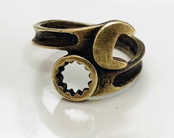Spanner Wrench ring - Gift for Handyman - Men Brass ring - Father’s Day gift from son - cool ring for boyfriend - Men statement ring