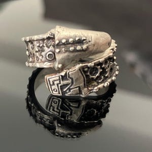 Mechanical Gears Ring - Oxidized 925 Sterling Silver Jewelry - Cogs Movement Inspired - Wax Modelling Details - Motorcycle Mechanic Gift