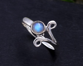Moonstone Ring - 925 Sterling Silver Ring - Blue Fire Moonstone Ring - Handmade Jewelry - Silver Gemstone Ring