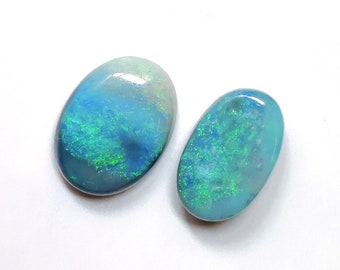 3.9 Carat Stunning Natural Multi-Color Small Australian Opal Oval Shape Cabochon  Loose Gemstone  Lot. B0-10