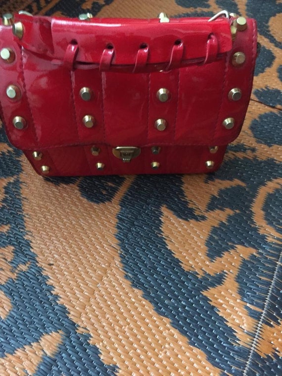 Red vinyl handbag - image 4