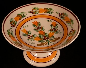 Quimpèr ceramic fruit bowl / compotier, hand painted with crocuses 1970 - 1980