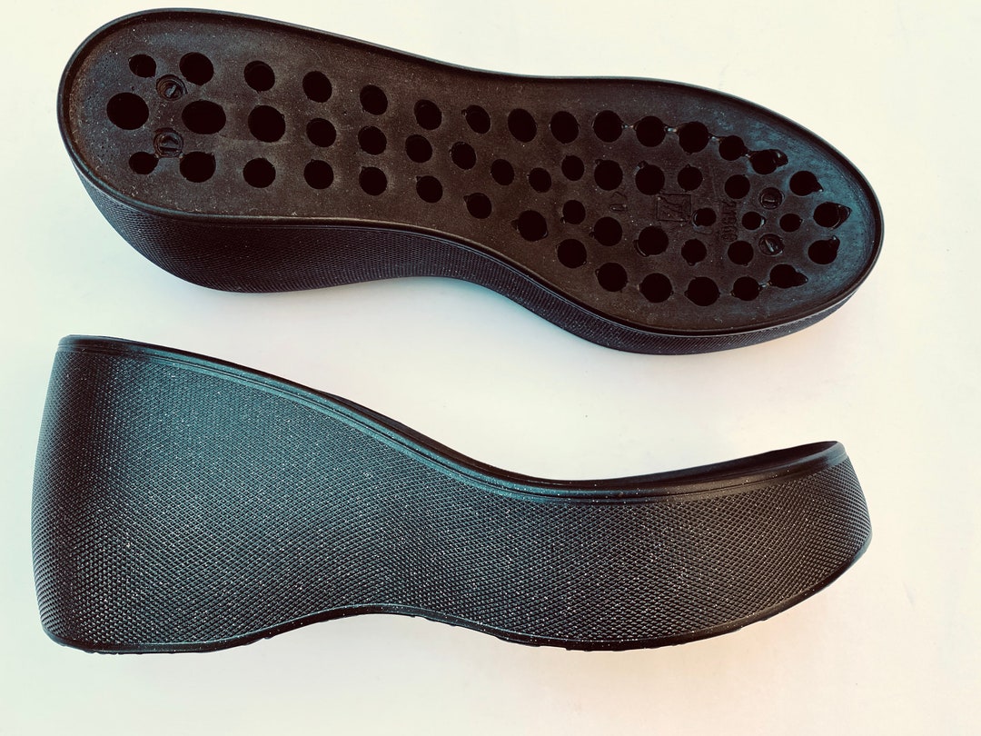 platform sole shoes