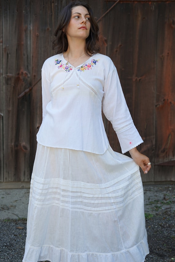 70s embroidered gauze cotton Gem